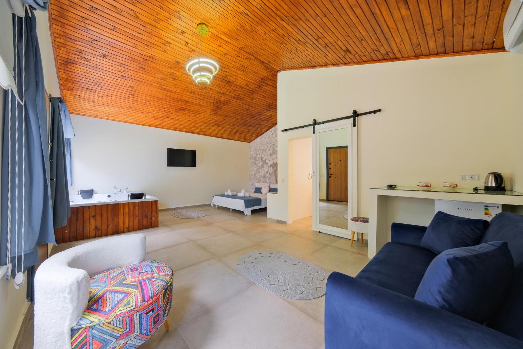Larimar Suite Hotel 厄吕代尼兹 外观 照片