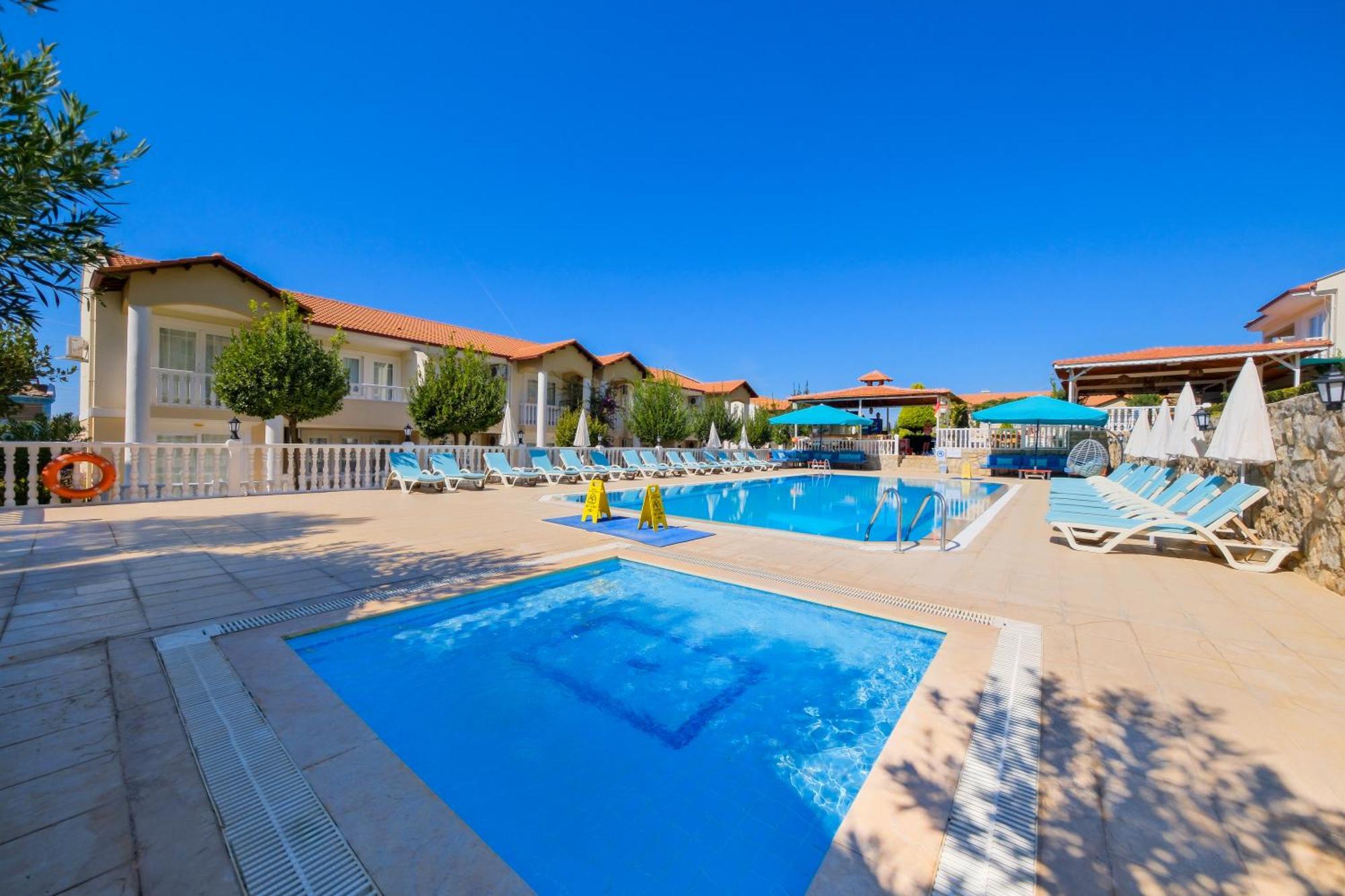 Larimar Suite Hotel 厄吕代尼兹 外观 照片