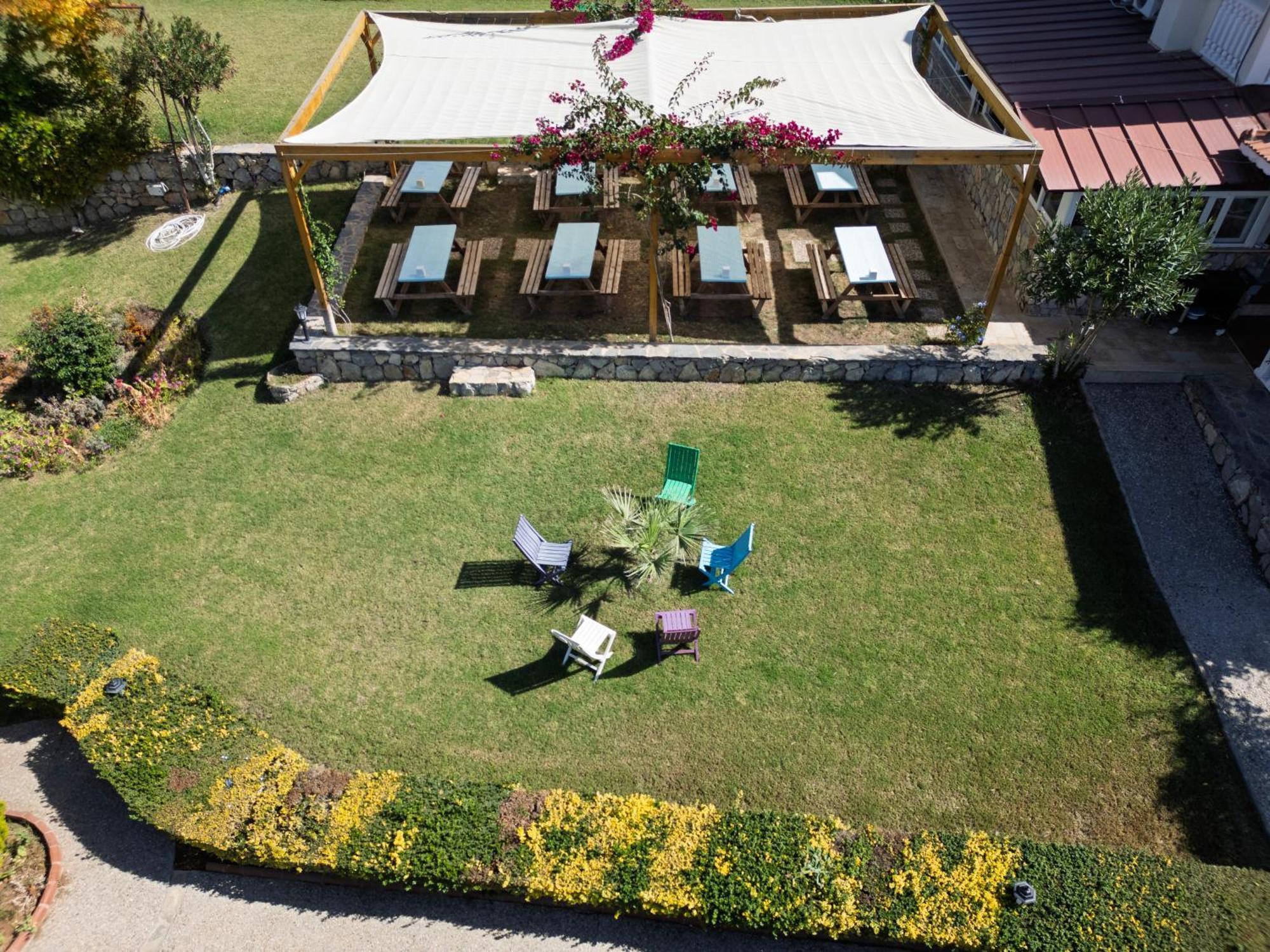 Larimar Suite Hotel 厄吕代尼兹 外观 照片